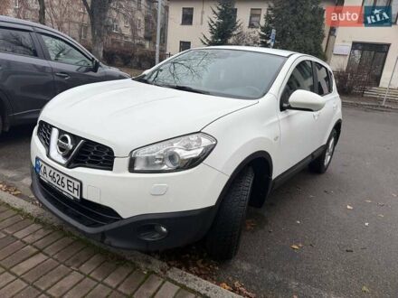 Белый Ниссан Кашкай, объемом двигателя 2 л и пробегом 150 тыс. км за 11500 $, фото 1 на Automoto.ua