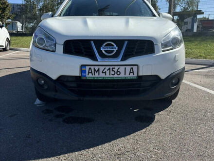 Белый Ниссан Кашкай, объемом двигателя 2 л и пробегом 202 тыс. км за 11950 $, фото 1 на Automoto.ua