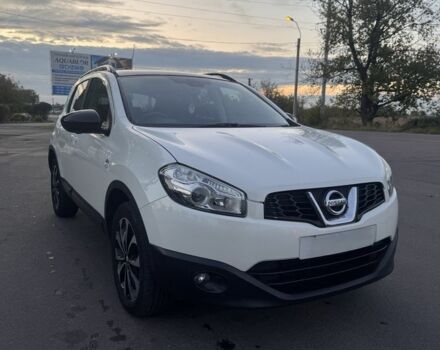 Ниссан Кашкай 2013 в Виноградове на Automoto.ua Белый Ниссан Кашкай, объемом двигателя 1.5 л и пробегом 199 тыс. км за 4149 $, фото 1 на Automoto.ua