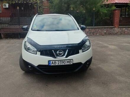 Ниссан Кашкай 2013 в Тульчине на Automoto.ua Белый Ниссан Кашкай, объемом двигателя 1.6 л и пробегом 200 тыс. км за 11300 $, фото 1 на Automoto.ua