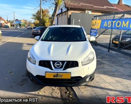 Ниссан Кашкай 2013 в Кропивницком (Кировограде) на Automoto.ua Белый Ниссан Кашкай, объемом двигателя 1.6 л и пробегом 167 тыс. км за 10000 $, фото 1 на Automoto.ua