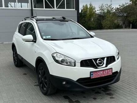 Ниссан Кашкай 2013 в Бершаде на Automoto.ua Белый Ниссан Кашкай, объемом двигателя 1.5 л и пробегом 229 тыс. км за 11000 $, фото 1 на Automoto.ua