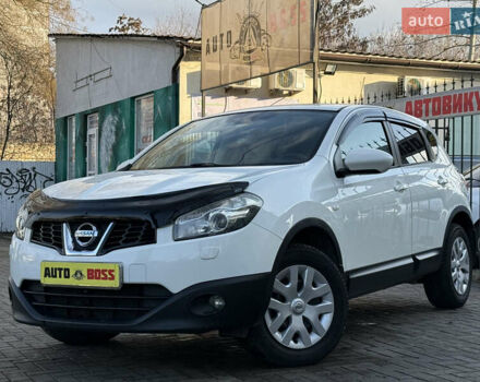Белый Ниссан Кашкай, объемом двигателя 2 л и пробегом 143 тыс. км за 12500 $, фото 1 на Automoto.ua