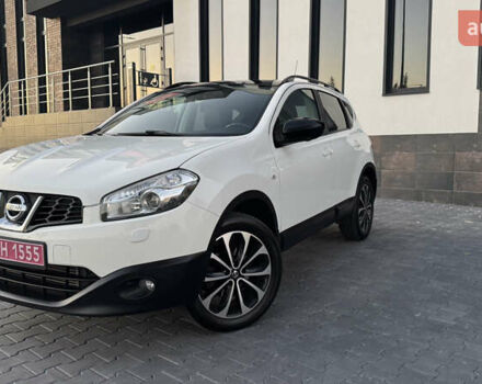 Белый Ниссан Кашкай, объемом двигателя 1.6 л и пробегом 231 тыс. км за 12399 $, фото 1 на Automoto.ua