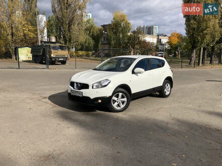 Ниссан Кашкай 2013 в Киеве на Automoto.ua Белый Ниссан Кашкай, объемом двигателя 1.6 л и пробегом 246 тыс. км за 10500 $, фото 1 на Automoto.ua
