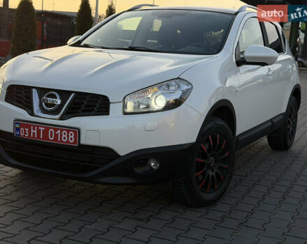 Белый Ниссан Кашкай, объемом двигателя 1.5 л и пробегом 220 тыс. км за 13500 $, фото 1 на Automoto.ua
