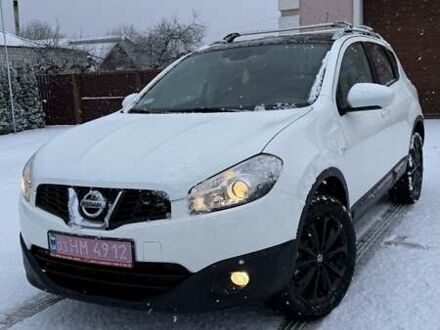 Белый Ниссан Кашкай, объемом двигателя 0 л и пробегом 229 тыс. км за 10999 $, фото 1 на Automoto.ua