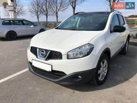 Белый Ниссан Кашкай, объемом двигателя 2 л и пробегом 265 тыс. км за 12500 $, фото 1 на Automoto.ua