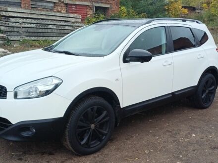 Ниссан Кашкай 2013 в Чернигове на Automoto.ua Белый Ниссан Кашкай, объемом двигателя 0 л и пробегом 230 тыс. км за 13650 $, фото 1 на Automoto.ua