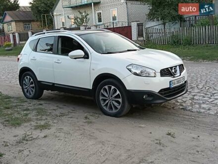 Ниссан Кашкай 2013 в Александровка на Automoto.ua Белый Ниссан Кашкай, объемом двигателя 1.6 л и пробегом 200 тыс. км за 13500 $, фото 1 на Automoto.ua