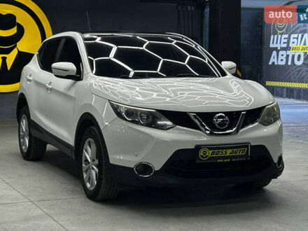 Ниссан Кашкай 2014 в Черновцах на Automoto.ua Белый Ниссан Кашкай, объемом двигателя 1.6 л и пробегом 220 тыс. км за 15000 $, фото 1 на Automoto.ua