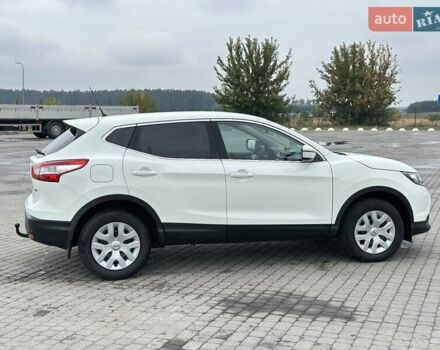 Білий Ніссан Кашкай, об'ємом двигуна 1.5 л та пробігом 217 тис. км за 13300 $, фото 1 на Automoto.ua