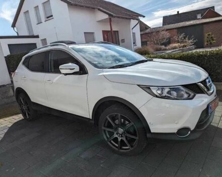 Белый Ниссан Кашкай, объемом двигателя 1.6 л и пробегом 167 тыс. км за 12999 $, фото 1 на Automoto.ua