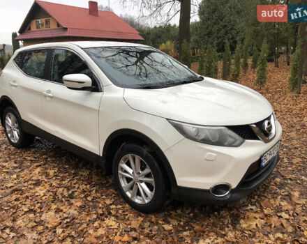 Белый Ниссан Кашкай, объемом двигателя 1.2 л и пробегом 138 тыс. км за 12400 $, фото 1 на Automoto.ua