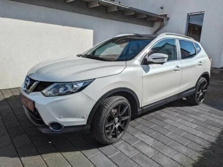 Белый Ниссан Кашкай, объемом двигателя 1.6 л и пробегом 167 тыс. км за 12999 $, фото 1 на Automoto.ua