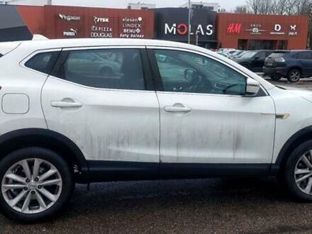 Белый Ниссан Кашкай, объемом двигателя 1.5 л и пробегом 195 тыс. км за 12200 $, фото 1 на Automoto.ua