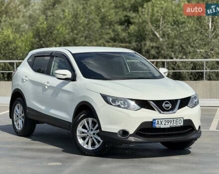 Белый Ниссан Кашкай, объемом двигателя 1.2 л и пробегом 128 тыс. км за 12450 $, фото 1 на Automoto.ua