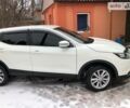 Білий Ніссан Кашкай, об'ємом двигуна 1.2 л та пробігом 27 тис. км за 18000 $, фото 1 на Automoto.ua