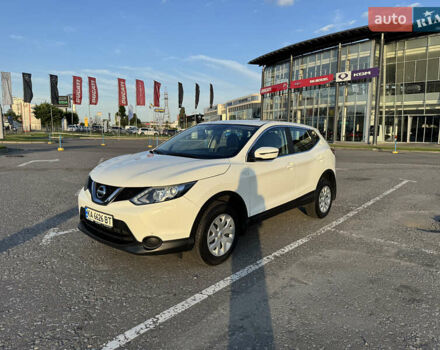 Білий Ніссан Кашкай, об'ємом двигуна 1.2 л та пробігом 39 тис. км за 15500 $, фото 1 на Automoto.ua