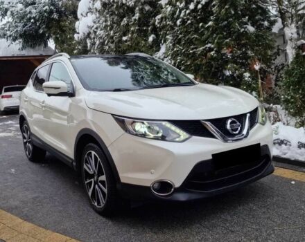 Белый Ниссан Кашкай, объемом двигателя 1.6 л и пробегом 88 тыс. км за 7000 $, фото 1 на Automoto.ua