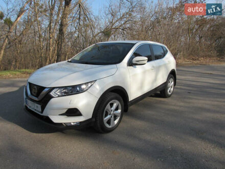 Ниссан Кашкай 2017 в Полтаве на Automoto.ua Белый Ниссан Кашкай, объемом двигателя 1.2 л и пробегом 63 тыс. км за 17900 $, фото 1 на Automoto.ua