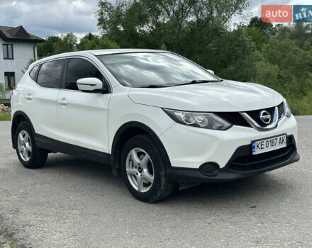 Білий Ніссан Кашкай, об'ємом двигуна 1.2 л та пробігом 130 тис. км за 13300 $, фото 1 на Automoto.ua
