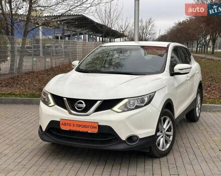 Білий Ніссан Кашкай, об'ємом двигуна 1.6 л та пробігом 160 тис. км за 15900 $, фото 1 на Automoto.ua