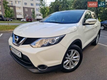 Ниссан Кашкай 2017 в Виннице на Automoto.ua Белый Ниссан Кашкай, объемом двигателя 1.6 л и пробегом 100 тыс. км за 16700 $, фото 1 на Automoto.ua