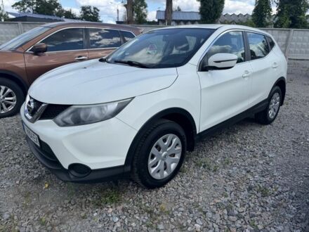 Белый Ниссан Кашкай, объемом двигателя 1.2 л и пробегом 268 тыс. км за 9500 $, фото 1 на Automoto.ua