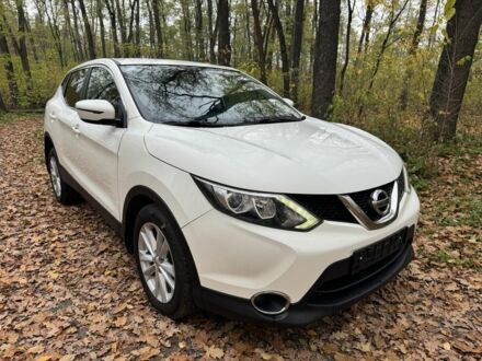 Белый Ниссан Кашкай, объемом двигателя 1.6 л и пробегом 137 тыс. км за 14900 $, фото 1 на Automoto.ua