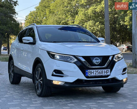 Белый Ниссан Кашкай, объемом двигателя 1.6 л и пробегом 95 тыс. км за 21900 $, фото 1 на Automoto.ua