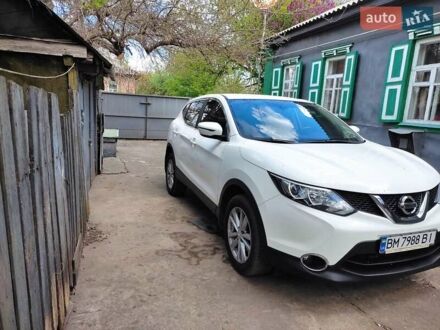 Белый Ниссан Кашкай, объемом двигателя 1.2 л и пробегом 63 тыс. км за 16000 $, фото 1 на Automoto.ua
