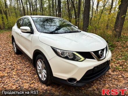 Белый Ниссан Кашкай, объемом двигателя 1.6 л и пробегом 137 тыс. км за 15200 $, фото 1 на Automoto.ua