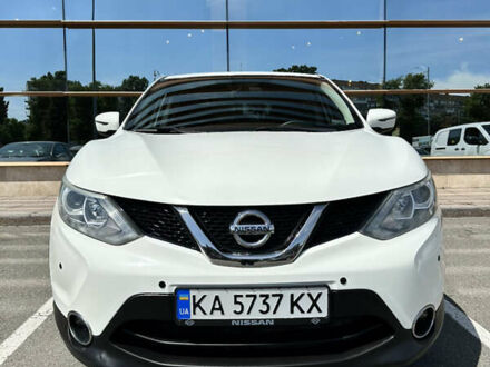 Ниссан Кашкай 2017 в Киеве на Automoto.ua Белый Ниссан Кашкай, объемом двигателя 1.6 л и пробегом 99 тыс. км за 16500 $, фото 1 на Automoto.ua