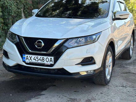 Белый Ниссан Кашкай, объемом двигателя 1.2 л и пробегом 87 тыс. км за 16200 $, фото 1 на Automoto.ua