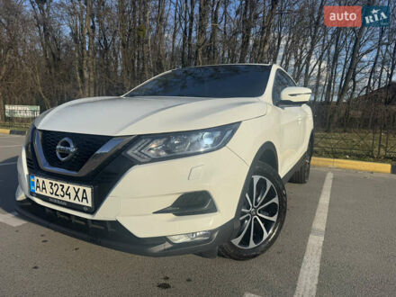 Ниссан Кашкай 2018 в Киеве на Automoto.ua Белый Ниссан Кашкай, объемом двигателя 1.2 л и пробегом 120 тыс. км за 11700 $, фото 1 на Automoto.ua