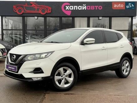 Ниссан Кашкай 2018 в Киеве на Automoto.ua Белый Ниссан Кашкай, объемом двигателя 1.2 л и пробегом 139 тыс. км за 14500 $, фото 1 на Automoto.ua