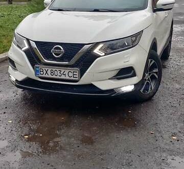 Белый Ниссан Кашкай, объемом двигателя 1.2 л и пробегом 90 тыс. км за 14200 $, фото 1 на Automoto.ua