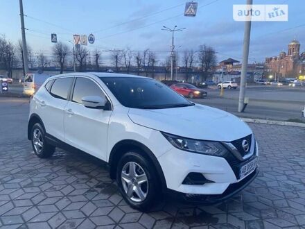 Білий Ніссан Кашкай, об'ємом двигуна 1.6 л та пробігом 102 тис. км за 16999 $, фото 1 на Automoto.ua