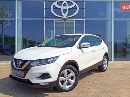 Ниссан Кашкай 2018 в Киеве на Automoto.ua Белый Ниссан Кашкай, объемом двигателя 1.6 л и пробегом 76 тыс. км за 19797 $, фото 1 на Automoto.ua