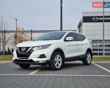 Белый Ниссан Кашкай, объемом двигателя 1.2 л и пробегом 178 тыс. км за 12800 $, фото 1 на Automoto.ua