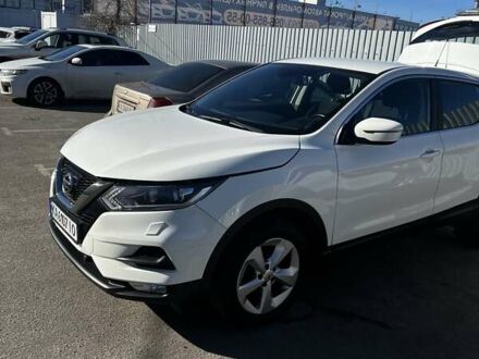 Ніссан Кашкай 2018 у Києві на Automoto.ua Білий Ніссан Кашкай, об'ємом двигуна 1.2 л та пробігом 166 тис. км за 13100 $, фото 1 на Automoto.ua