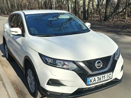 Ніссан Кашкай 2019 у Києві на Automoto.ua Білий Ніссан Кашкай, об'ємом двигуна 1.2 л та пробігом 160 тис. км за 13900 $, фото 1 на Automoto.ua
