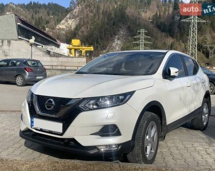 Белый Ниссан Кашкай, объемом двигателя 2 л и пробегом 57 тыс. км за 19990 $, фото 1 на Automoto.ua