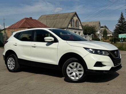 Ніссан Кашкай 2019 у Ахтырке на Automoto.ua Білий Ніссан Кашкай, об'ємом двигуна 1.2 л та пробігом 137 тис. км за 11750 $, фото 1 на Automoto.ua