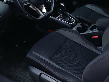 Білий Ніссан Кашкай, об'ємом двигуна 1.6 л та пробігом 75 тис. км за 21000 $, фото 1 на Automoto.ua