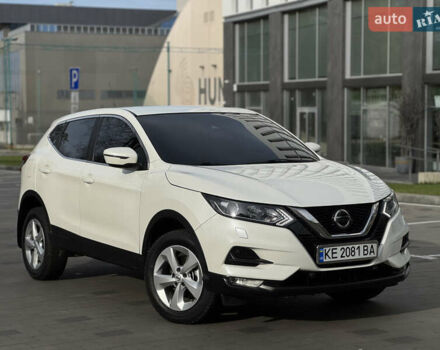 Белый Ниссан Кашкай, объемом двигателя 2 л и пробегом 126 тыс. км за 17000 $, фото 1 на Automoto.ua