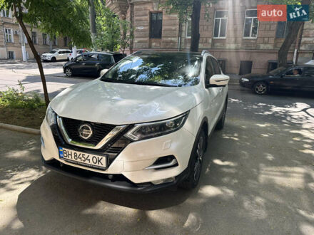 Ниссан Кашкай 2020 в Одессе на Automoto.ua Белый Ниссан Кашкай, объемом двигателя 1.6 л и пробегом 140 тыс. км за 21500 $, фото 1 на Automoto.ua