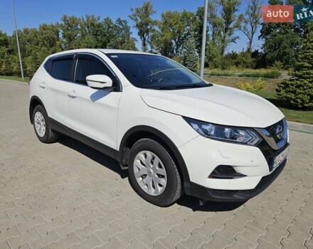 Білий Ніссан Кашкай, об'ємом двигуна 1.6 л та пробігом 101 тис. км за 21000 $, фото 1 на Automoto.ua