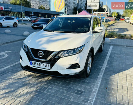 Белый Ниссан Кашкай, объемом двигателя 1.2 л и пробегом 38 тыс. км за 17300 $, фото 1 на Automoto.ua